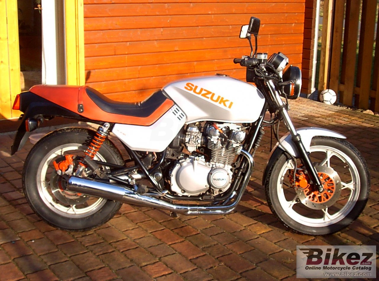 Big  gs 650 g katana picture and wallpaper from Bikez.com